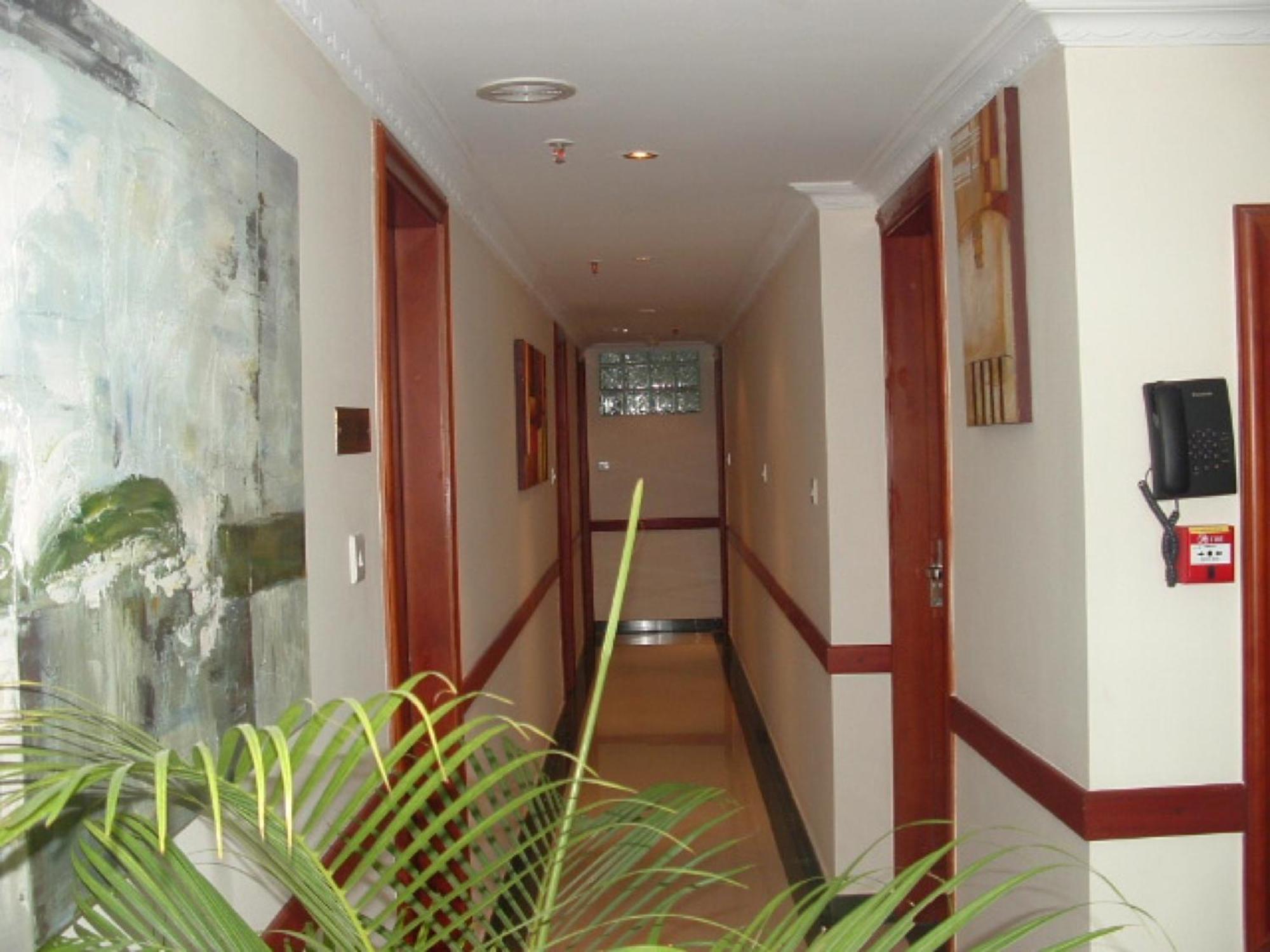 Hotel Nikko Towers Dar es Salaam Exterior foto
