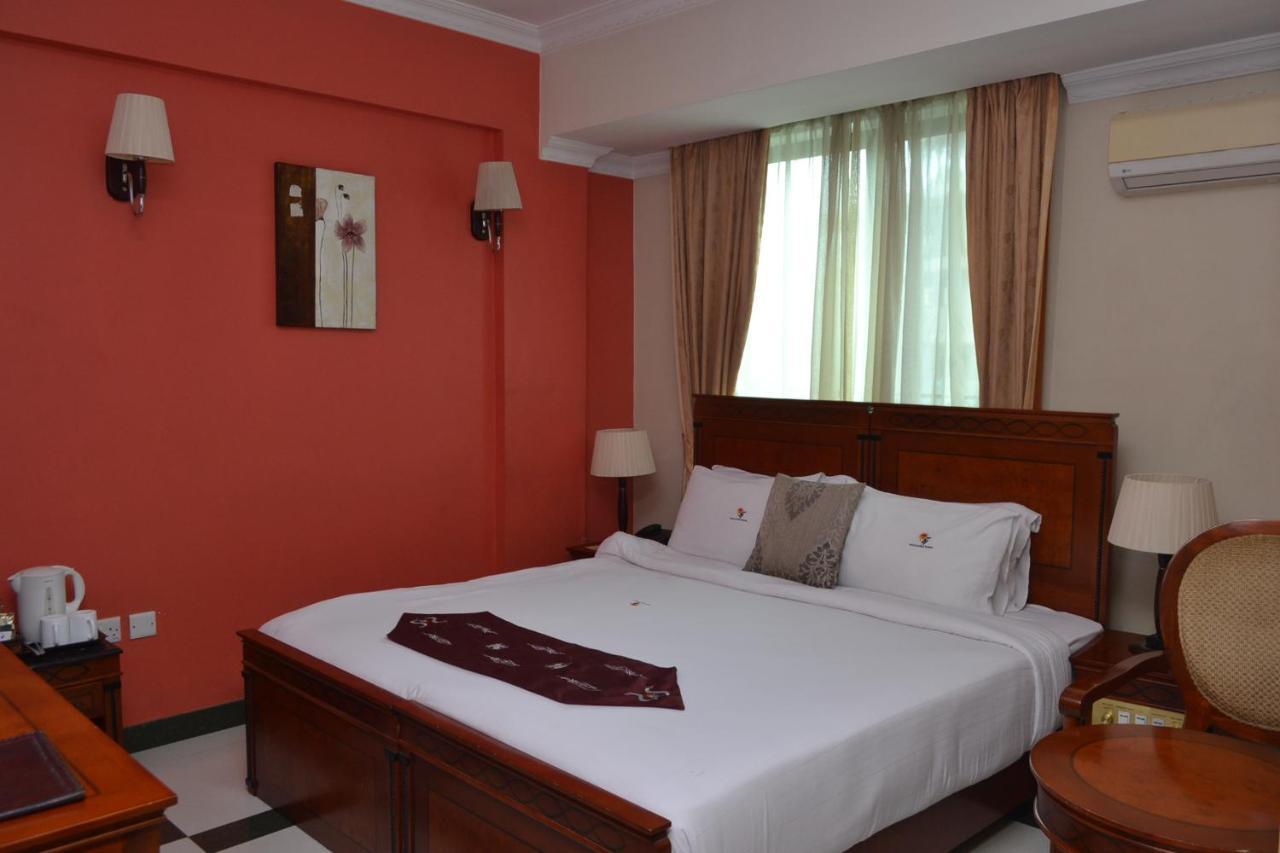 Hotel Nikko Towers Dar es Salaam Exterior foto